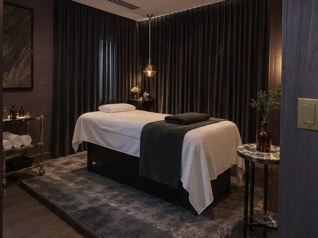 Perdeli, loş ışıklı masaj odası — İsmetpaşa, Masaj Salonun